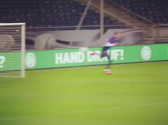 Vidéo : le goal de Bas Dost à l&rsquo;entrainement