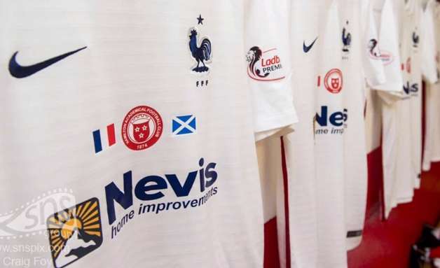 L&rsquo;hommage d&rsquo;un club de D1 écossaise