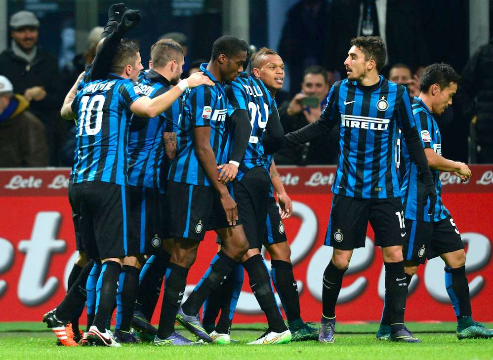 L&rsquo;Inter accélère et profite des accidents