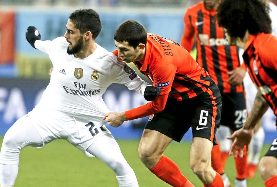 Le Real se fait peur, Manchester décevant