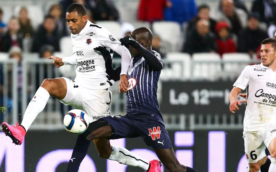 Caen smurfe sur Bordeaux