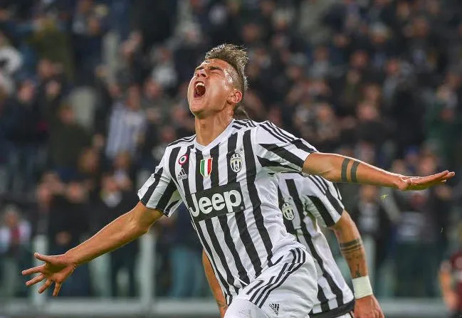 Le superbe but de Dybala
