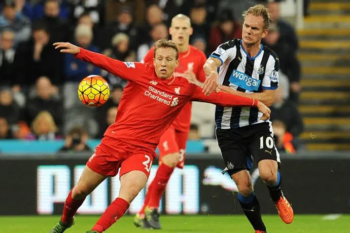 Newcastle surprend un pâle Liverpool