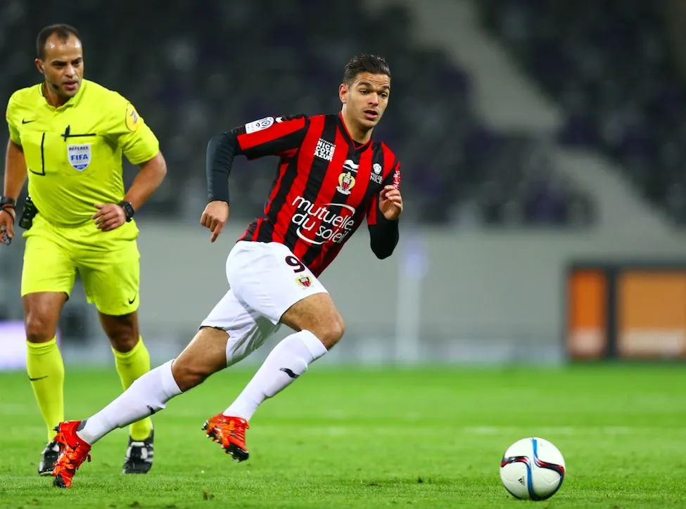 Ben Arfa rattrape Douglas Costa