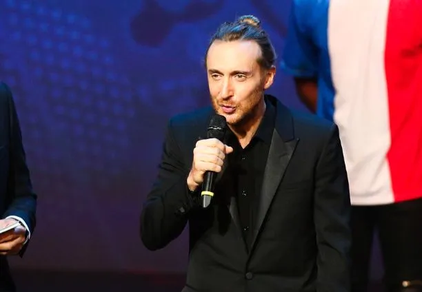 David Guetta cherche des featurings pour sa chanson de l&rsquo;Euro