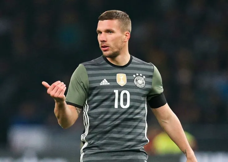Podolski : «<span style="font-size:50%">&nbsp;</span>80% des hommes se grattent les couilles<span style="font-size:50%">&nbsp;</span>»