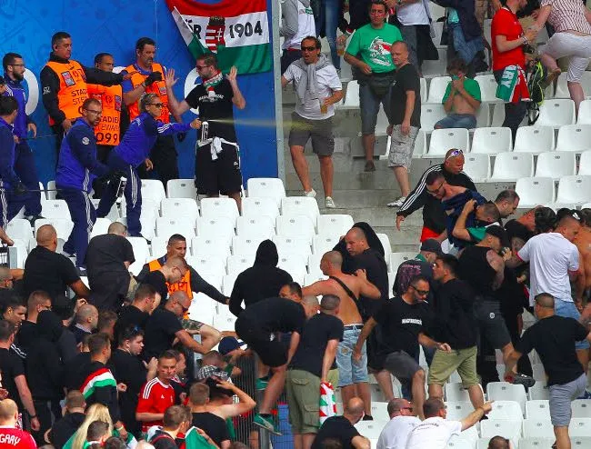 Bagarres à Lyon en marge de Angleterre – Slovaquie