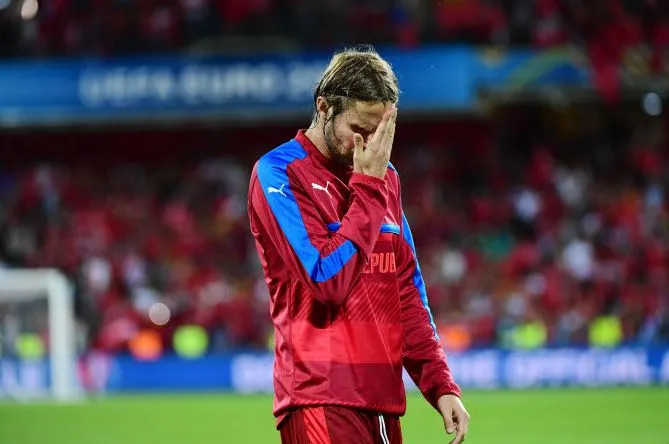 Plašil prend sa retraite, Čech hésite encore