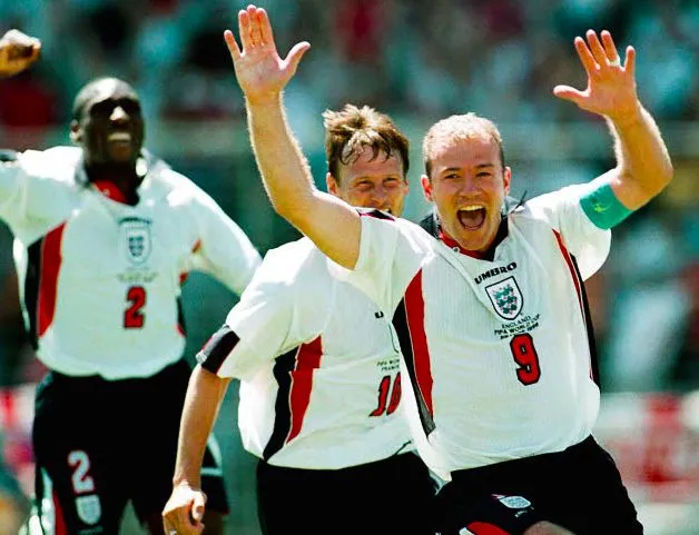 Lineker et Shearer détruisent les Three Lions