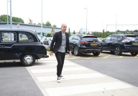 Guardiola à City, J1
