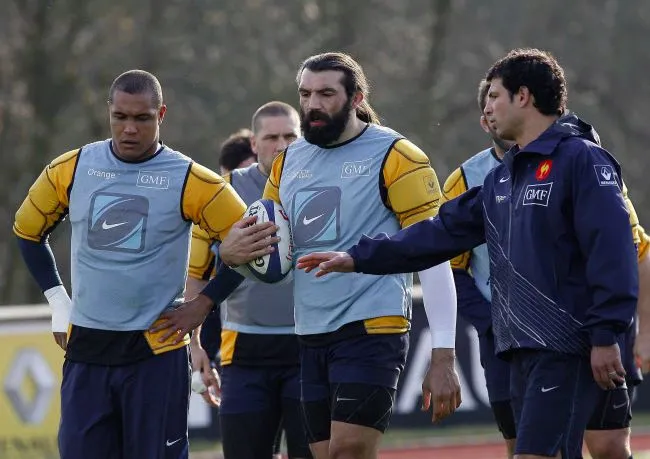 Les anciennes gloires du XV de France soutiennent les Bleus