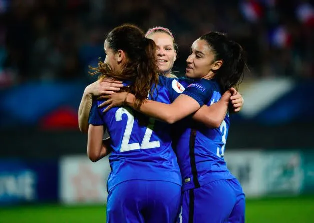 Un carton pour les Bleues