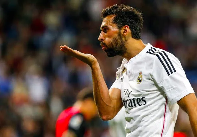 Arbeloa chauffe Piqué sur Twitter