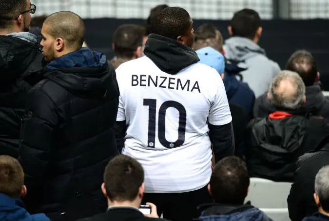 Benzema déclare sa flamme aux Bleus