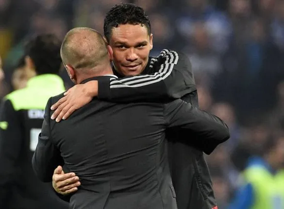 Bacca s’excuse auprès du Milan