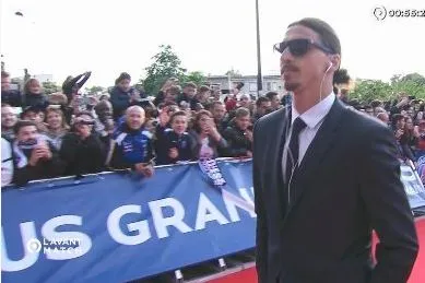 Quand l’US Granville annonce la venue de Zlatan