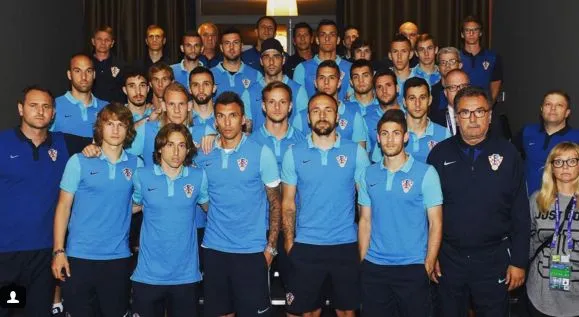 Srna a perdu son père