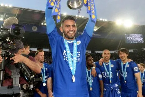 Mahrez prolonge son aventure avec Leicester
