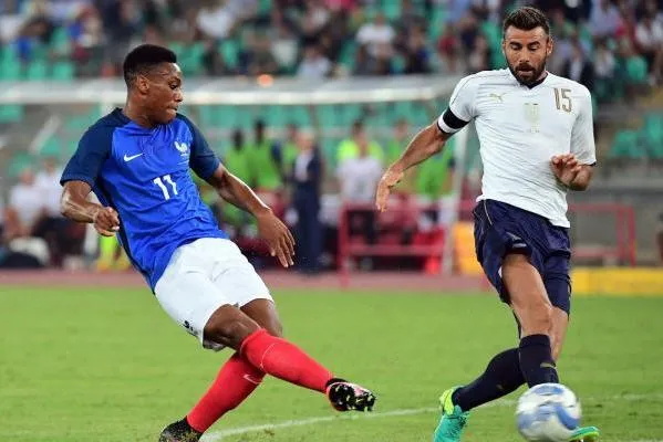 Les Bleus dépouillent la Squadra