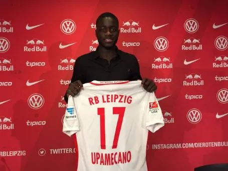 Upamecano rejoint le RB Leipzig