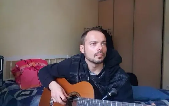 David Hellebuyck se met à la chanson