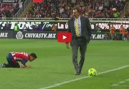 L&rsquo;entraîneur d&rsquo;America joue le douzième homme