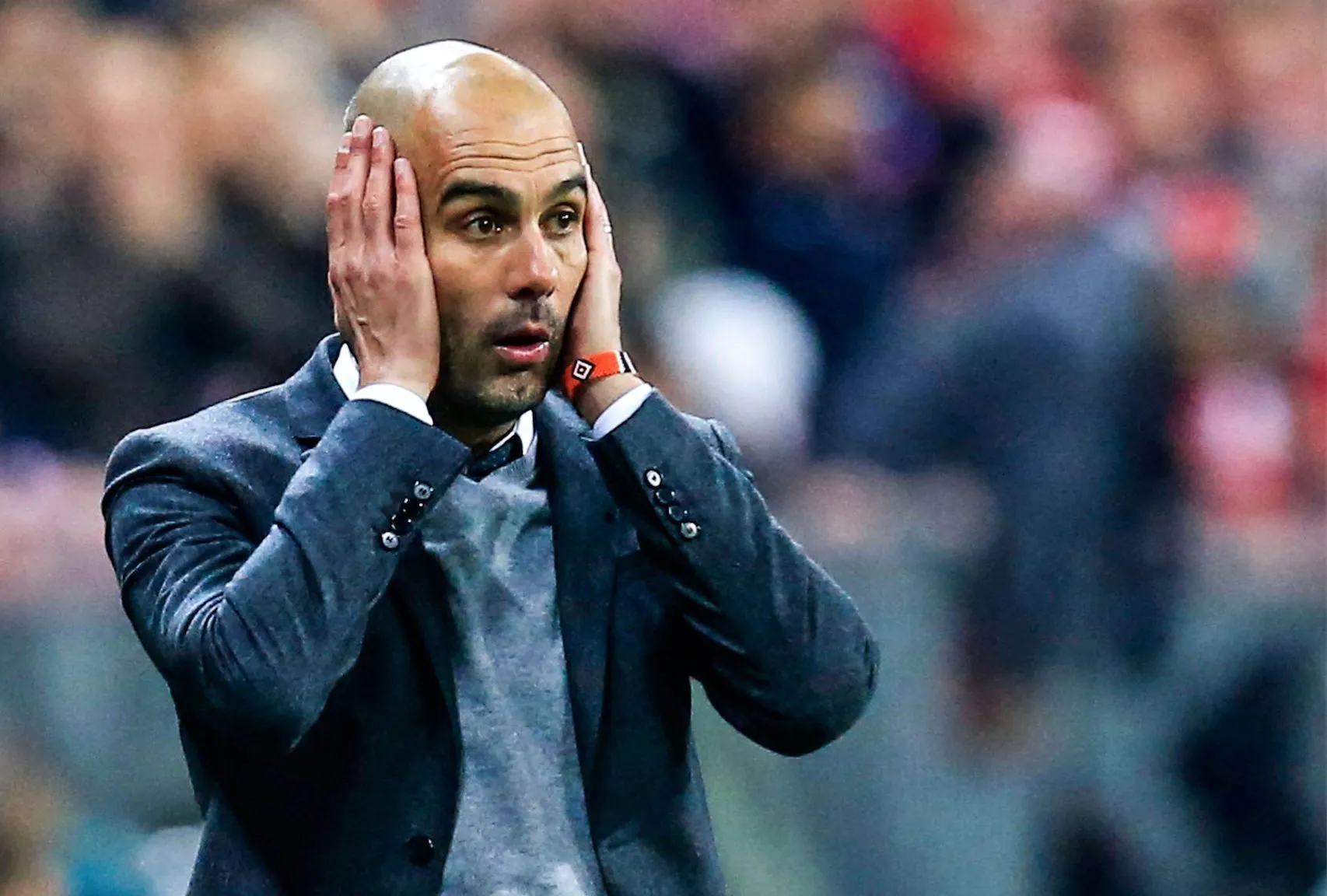 Top 5 : Les fessées cul nu de Pep