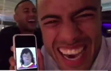 Neymar et Rafinha se moquent d’Umtiti