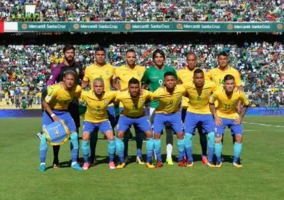 Un joueur bolivien s’incruste sur la photo de la Seleção