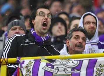 Les supporters d’Anderlecht appellent à boycotter le déplacement à Paris