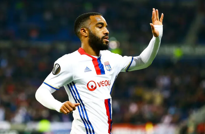 Que doit faire Lacazette pour retrouver l&rsquo;équipe de France ?