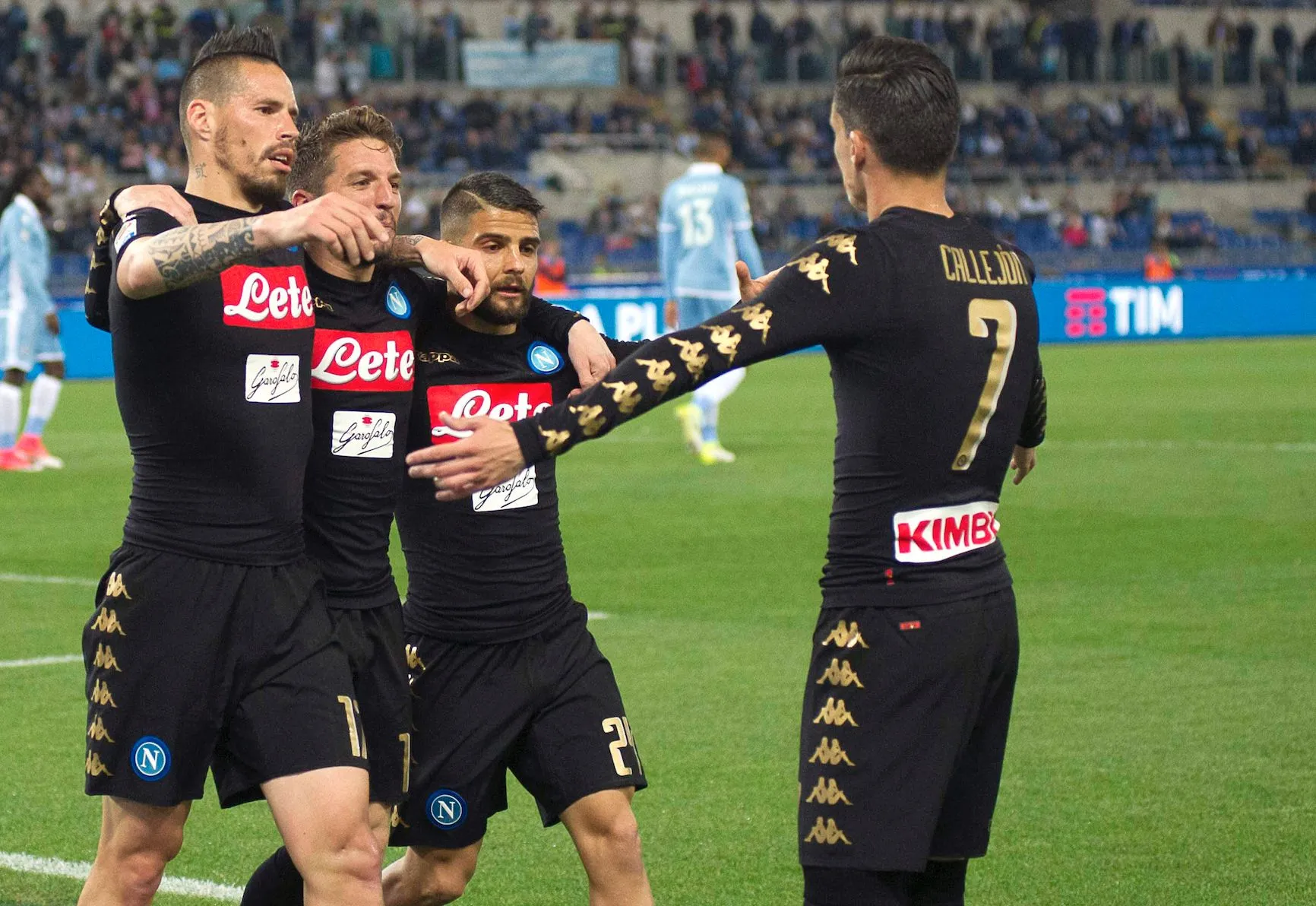 Le Napoli balaye la Lazio