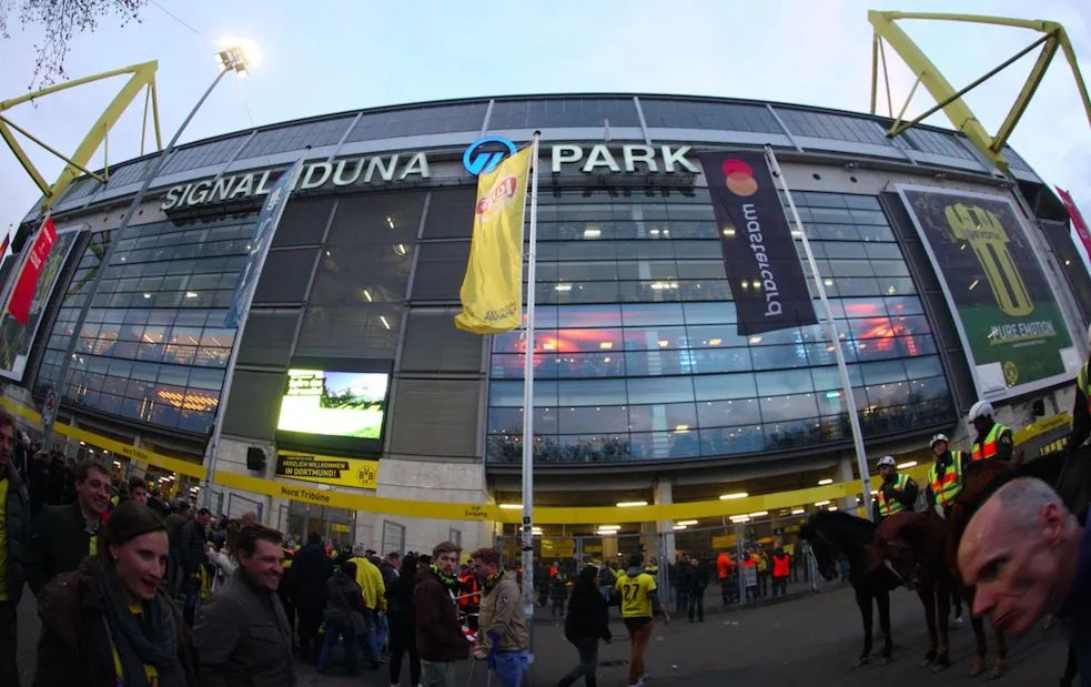 En direct : Avant-match et enquête en cours à Dortmund