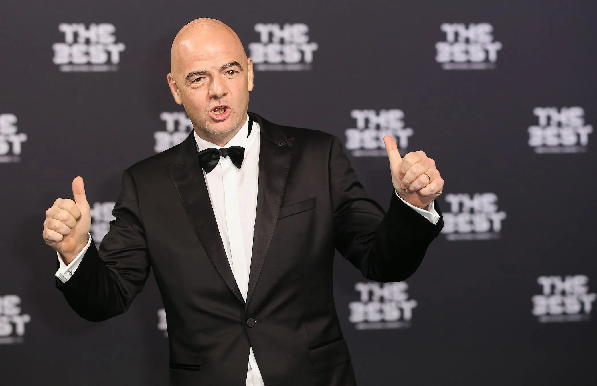 La FIFA, à qui perd gagne