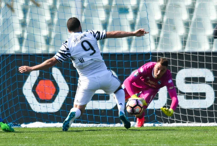 La Juve se balade à Pescara, la Roma bute sur l&rsquo;Atalanta