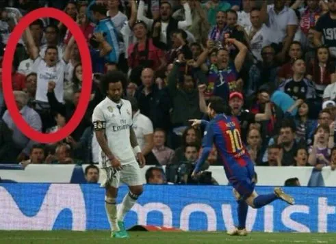 Un supporter du Real exulte sur le but de Messi