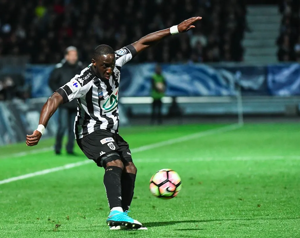 Ici, c&rsquo;est Issa !