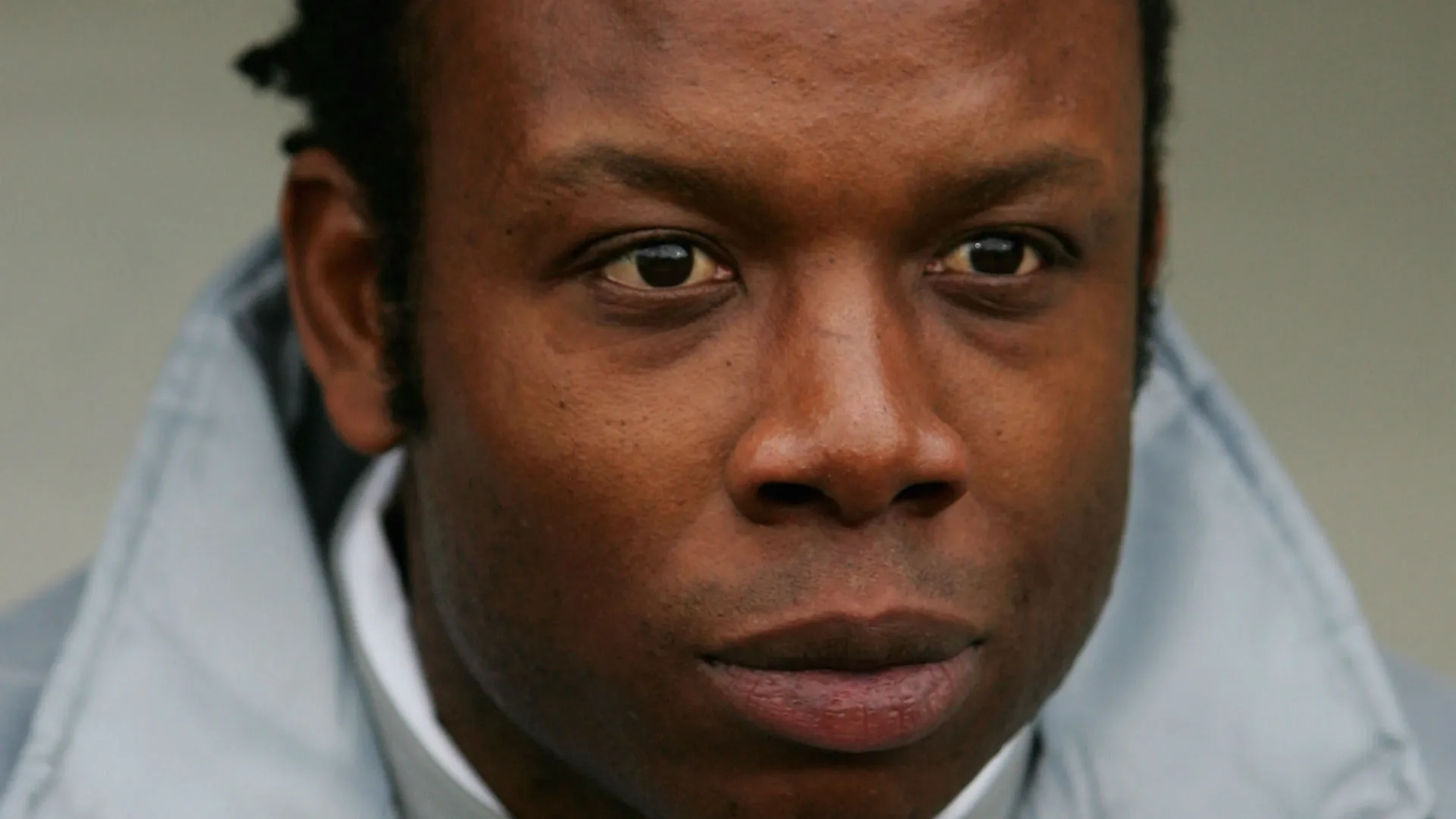 Leroy Rosenior : «<span style="font-size:50%">&nbsp;</span>J’ai levé la tête et 7000 personnes faisaient un salut nazi<span style="font-size:50%">&nbsp;</span>»