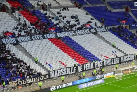 Aulas se plaint des banderoles d’avant-match