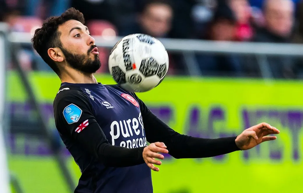 Twente sombre en D2, l&rsquo;Ajax Amsterdam pratique les préliminaires