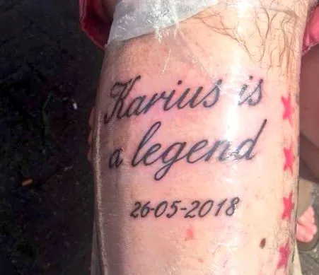 Un fan de Man U se tatoue «<span style="font-size:50%">&nbsp;</span>Karius est une légende<span style="font-size:50%">&nbsp;</span>»