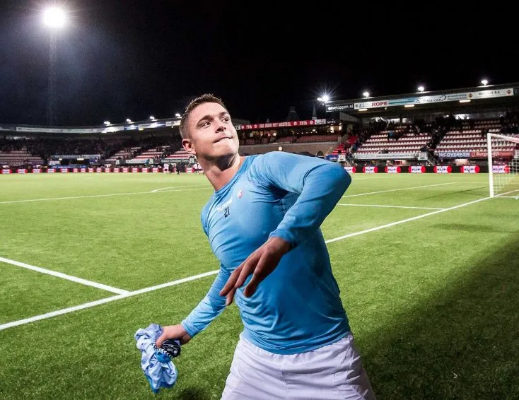 Le boulet de canon de Peterson qui assomme l&rsquo;Ajax