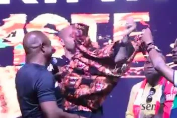 Henry fêté en tant que «<span style="font-size:50%">&nbsp;</span>roi du football<span style="font-size:50%">&nbsp;</span>» au Nigeria