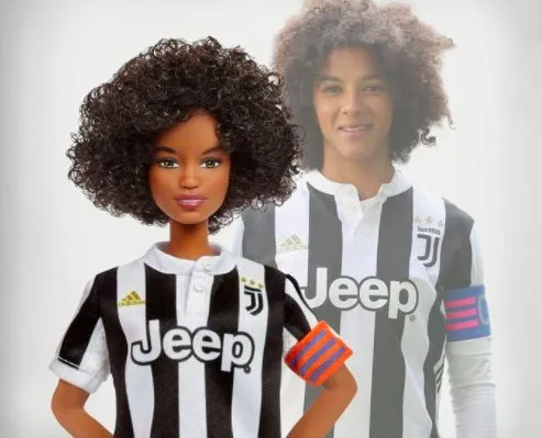 Une poupée Barbie à l&rsquo;image d&rsquo;une joueuse de la Juve