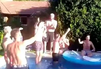 Des fans de River Plate lancent un chant contre Boca Juniors