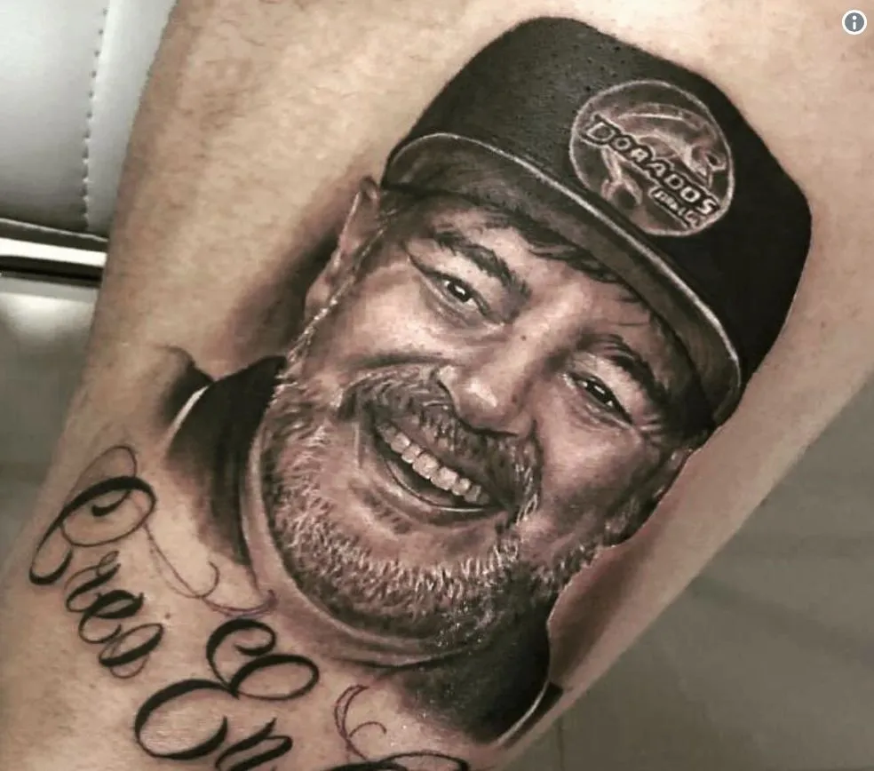 Le gardien des Dorados se tatoue le visage de Maradona