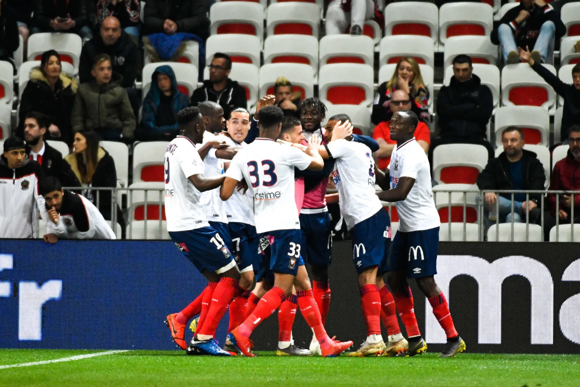 Montpellier se place, Caen braque Nice et Nîmes repart