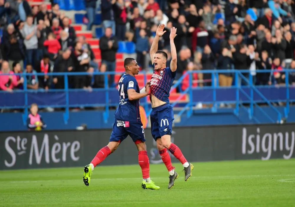 Nîmes noie Monaco, Caen et Dijon peuvent toujours rêver du maintien
