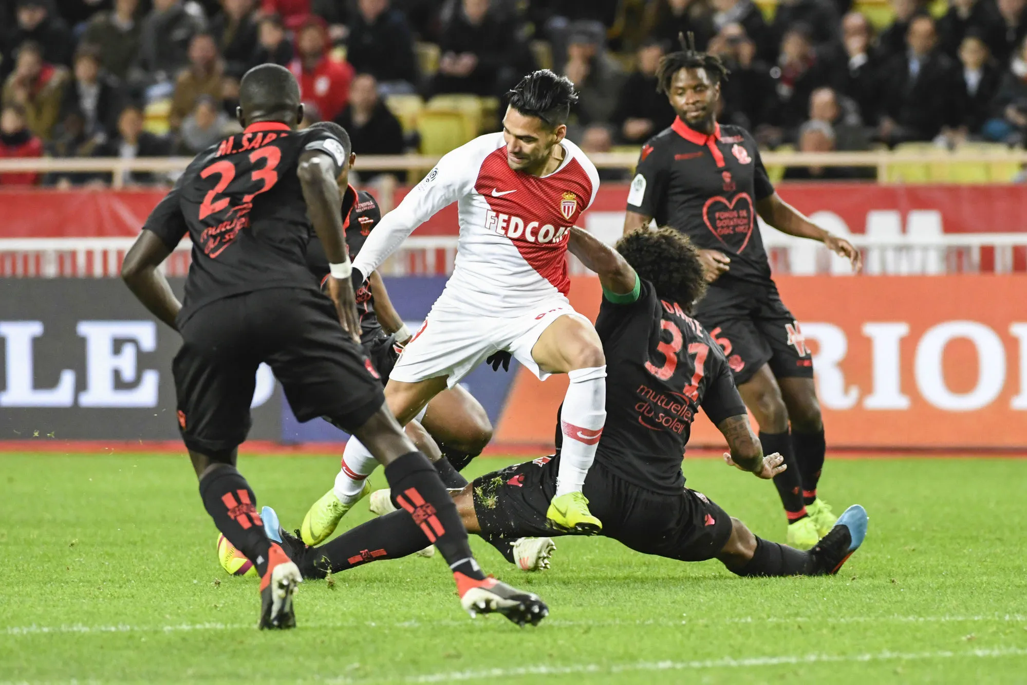 Nice-Monaco, sans larme ni haine