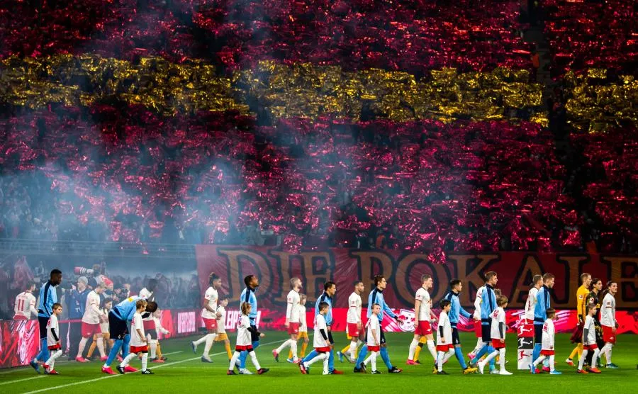 Gladbach s&rsquo;effondre face à Leipzig, nouveau dauphin du Bayern Munich